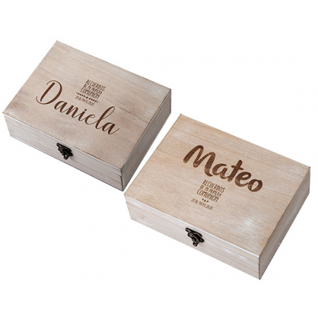 Caja personalizada para recuerdo de Primera Comunión en madera