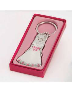 Llavero niña vestida de Comunión con vestido en blanco y lazo delantero en rosa