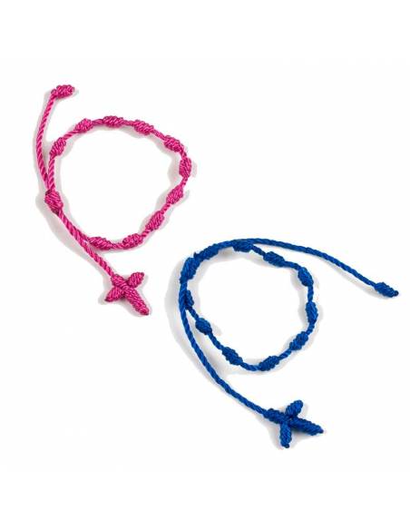Pulsera-rosario con cruz macramé azul eléctrico y fucsia