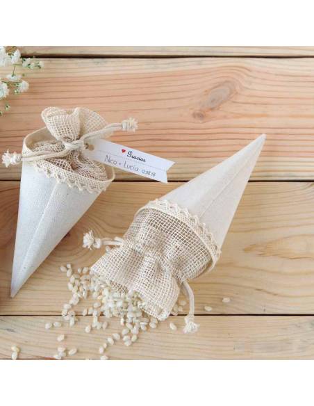 Cono para Arroz o Pétalos de Rosa. Estilo vintage.